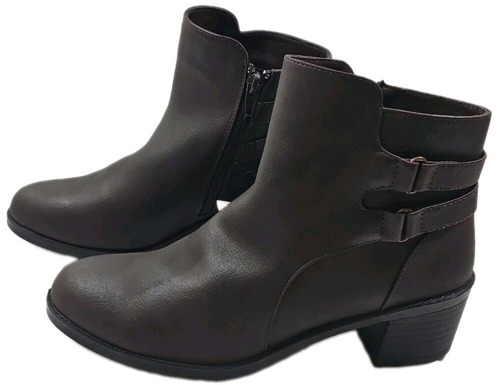 Easy Street ~Woman Size 9.5W~ Brown Matte Murphy Ankle Boots NWOB.